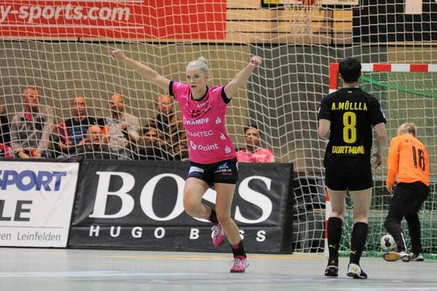Shenia Minevskaja (TuSies Metzingen 13) TusSies Metzingen,Handball,Ligaspiel,08.11.2017, Foto:TBaur Eibner Metzingen Copyright: xBaurT Eibner-Pressefotox EP_ToBa