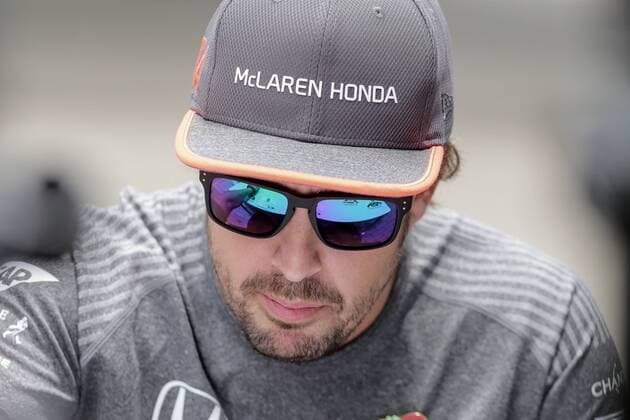 November 9, 2017 - Sao Paulo, Brazil - Fernando Alonso, a McLaren driver in the pit of the Interlagos Autodrome in southern Sao Paulo on Thursday, 09, during preparations for the Brazilian Grand Prix of Formula 1, which takes place on Sunday, 12 Brazil F1 GP preparations - ZUMAo70_ 80792630st Copyright: xDarioxOliveirax