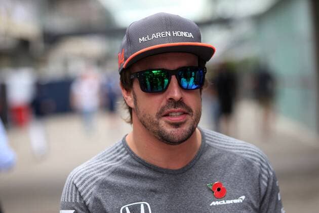 09.11.2017 - Fernando Alonso (ESP) McLaren MCL32 Brazilian Grand Prix, Sao Paulo, Interlagos 9 - 12 November 2017 09.11.2017 - Fernando Alonso (ESP) McLaren MCL32 