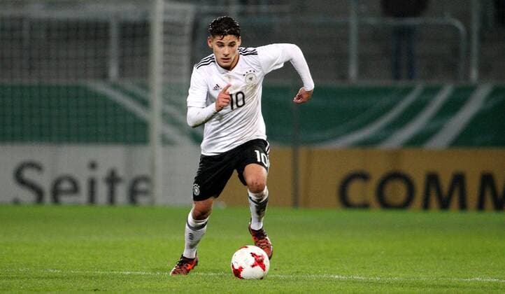 Fußball, U20 Länderspiel, Deutschland - Italien GER, Länderspiel U20, Deutschland - Italien 09.11.17 , Chemnitz, community4you-Arena Stadion an der Gellertstrasse, GER, Saison 2017 2018, U20 Deutschland vs Italien im Bild Görkem Saglam (Deutschland)