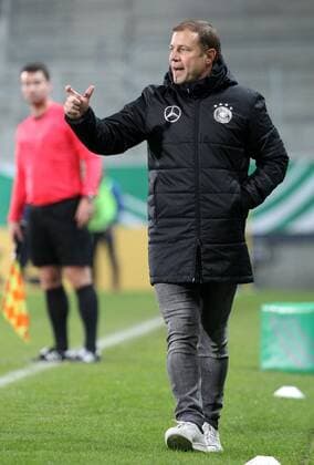 Fußball, U20 Länderspiel, Deutschland - Italien GER, Länderspiel U20, Deutschland - Italien 09.11.17 , Chemnitz, community4you-Arena Stadion an der Gellertstrasse, GER, Saison 2017 2018, U20 Deutschland vs Italien im Bild Trainer Frank Kramer (Deutschland)