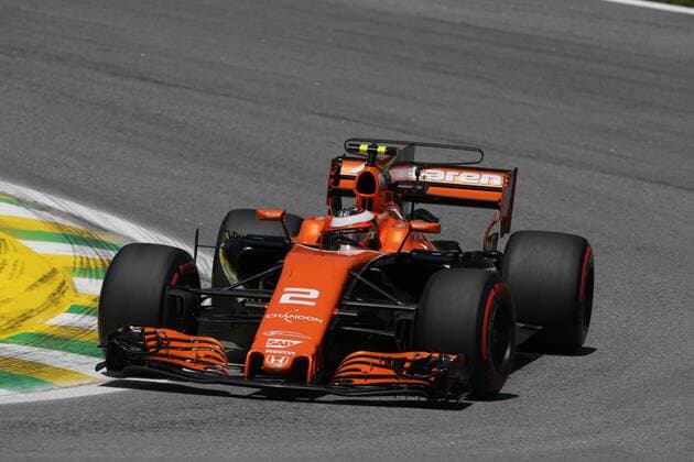 10.11.2017 - Free Practice 1, Stoffel Vandoorne (BEL) McLaren MCL32 Brazilian Grand Prix, Sao Paulo, Interlagos 9 - 12 November 2017 10.11.2017 - Free Practice 1, Stoffel Vandoorne (BEL) McLaren MCL32 