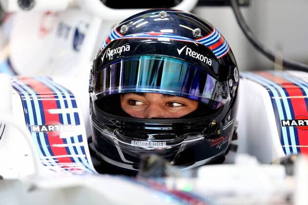 Canadian Formula One diver Lance Stroll, Williams, prepares for the first training session at Interlagos racetrack in Sao Paulo, Brazil, 10 November 2017. Brazilian Formula One Grand Prix will be held the upcoming 12 November. Brazilian Grand Prix !ACHTUNG: NUR REDAKTIONELLE NUTZUNG!  Copyright: xFernandoxBizerraxJr.x SA315 20171110-636459283491103859