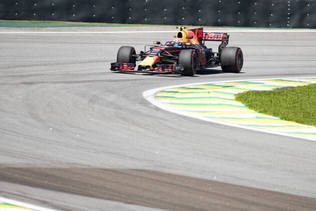 November 10, 2017 - Sao Paulo, Sao Paulo, Brazil - 33 MAX VERSTAPPEN (NED) of Red Bull Racing, drives during the free training day for the Formula One Grand Prix of Brazil at Interlagos circuit, in Sao Paulo, Brazil. The grand prix will be celebrated next Sunday, November 12. Formula One Grand Prix of Brazil 2017 free practice - ZUMAl146 20171110_zaf_l146_033 Copyright: xPauloxLopesx