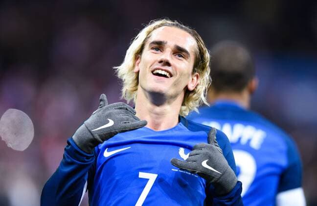 Fußball, Frankreich - Wales A Griezmann ( France ) FOOTBALL : France vs Pays de Galles - Match Amical - Saint Denis - 10 11 2017 FedericoPestellini Panoramic 
