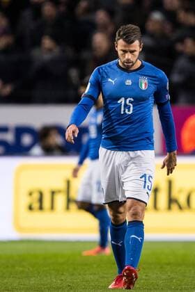 Fußball, WM Playoffs, Schweden - Italien 171110 Italiens Andrea Barzagli deppar under fotbollsmatchen i VM-kvalets play-off mellan Sverige och Italien den 10 november 2017 i Stockholm.  Copyright: ANDREASxLxERIKSSON BB171110AE030