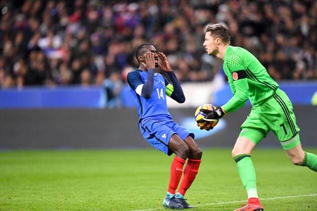 Fußball, Frankreich - Wales 14 BLAISE MATUIDI (fra) - DECEPTION FOOTBALL : France vs Pays de Galles - Match amical de preparation de la Coupe du Monde 2018 - 10 11 2017 AnthonyBIBARD FEP Panoramic 