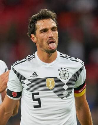 Mats HUMMELS, DFB 5 Emotionen, enttaeuscht, Enttaeuschung, Frust, frustriert, Trauer ,traurig, verzweifelt, Verzweiflung streckt die Zunge raus, mit herausgestreckter Zunge, Emotionen, Gefuehle, Reaktion, Wut, wuetend, schrei, Wutausbruch, Aktion ENGLAND - DEUTSCHLAND Freundschaftsspiel, friendly match, Deutsche Fussball Nationalmannschaft, DFB am 10.11.2017 im W e m b l e y S t a d i o n London, Grossbritannien.