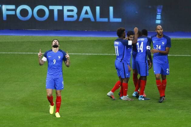 Bilder des Tages - SPORT Fußball, Frankreich - Wales Olivier Giroud (FRA) inscrit le second but, joie FOOTBALL : France vs Pays de Galles - Match Amical International - 10 11 2017 StephaneAllaman Panoramic 
