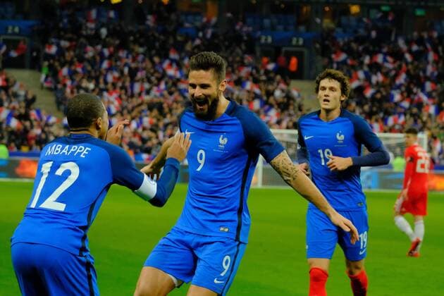 Fußball, Frankreich - Wales November 10, 2017 - Saint Denis, Seine Saint Denis, France - Joy of the French team Striker OLIVIER GIROUD after scoring the second goal during the friendly match between France and Wales at the Stade de France - St Denis - France.France beat Wales 2-0 Soccer 2017 - France 2-0 Wales - ZUMAp119 20171110_zaf_p119_010 Copyright: xPierrexSteveninx