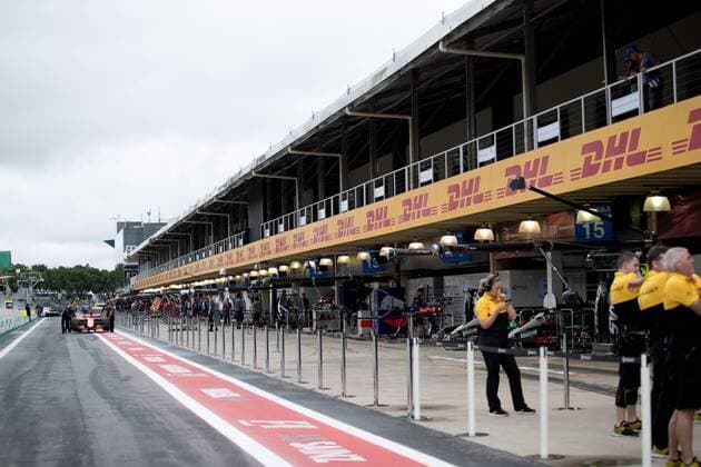 November 11, 2017 - Sao Paulo, Sao Paulo, Brazil - Preparation for the free practice for the Formula One Grand Prix of Brazil at Interlagos circuit, in Sao Paulo, Brazil. The grand prix will be celebrated next Sunday, November 12. Formula One Grand Prix of Brazil 2017 - ZUMAl146 20171111_zaf_l146_013 Copyright: xPauloxLopesx