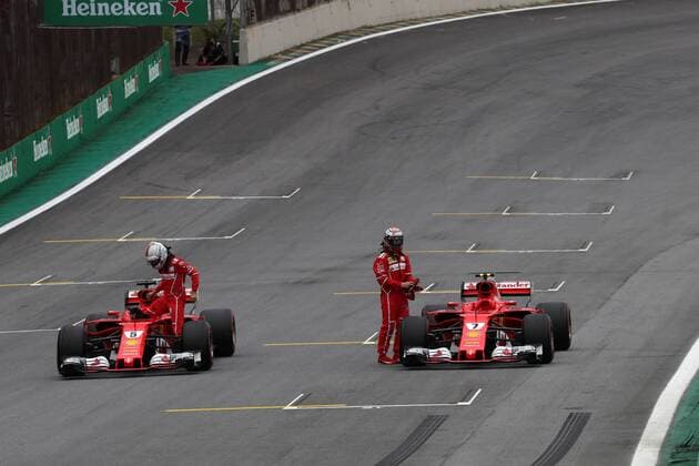 Bilder des Tages - SPORT 11.11.2017 - Qualifying, 2nd place Sebastian Vettel (GER) Scuderia Ferrari SF70H and 3rd place Kimi Raikkonen (FIN) Scuderia Ferrari SF70H Brazilian Grand Prix, Sao Paulo, Interlagos 9 - 12 November 2017 11.11.2017 - Qualifying, 2nd place Sebastian Vettel (GER) Scuderia Ferrari SF70H and 3rd place Kimi Raikkonen (FIN) Scuderia Ferrari SF70H 