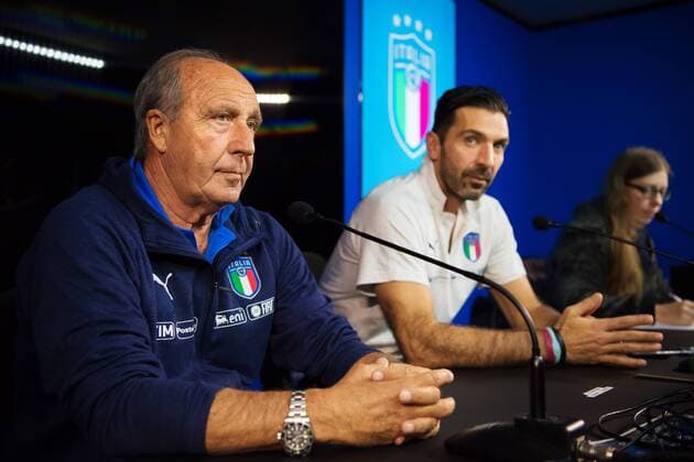 171112 Förbundskapten Gian Piero Ventura och Gianluigi Buffon under Italiens fotbollslandslags presskonferens den 12 november 2017 i Milano.  Copyright: JOELxMARKLUND BB171112JM004