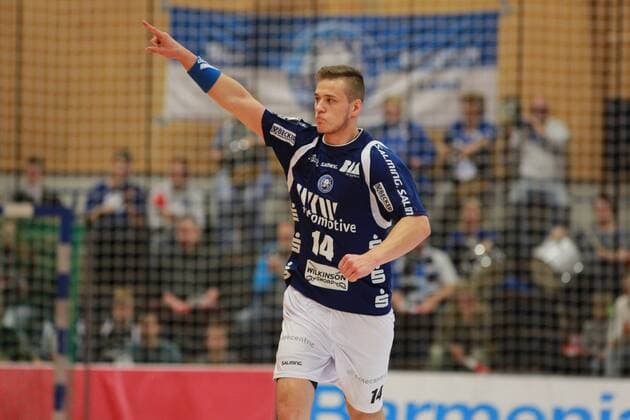 Torjubel Maciej Majdzinski ( 14, Bergischer HC) Bergischer HC vs. TV Emsdetten, Handball, 2. Bundesliga, 12.11.17 Solingen NRW Deutschland Klingenhalle
