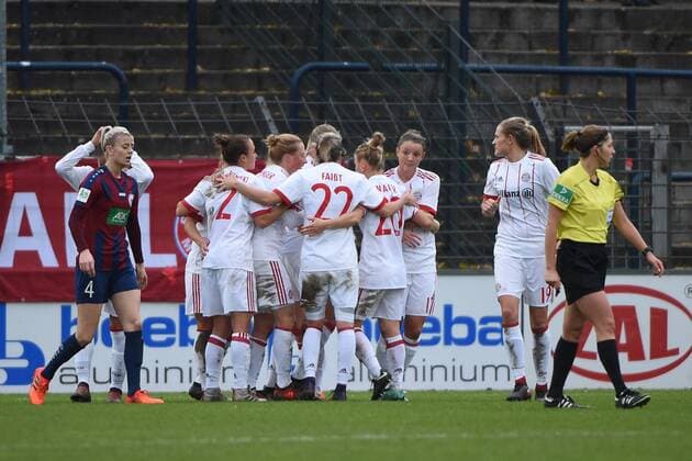 Fussball, Frauen, 1. Bundesliga, Saison 2017 18, 8. Spieltag, 1. FFC Turbine Potsdam - FC Bayern München, Jubel nach dem Tor zum 1:2 durch Fridolina Rolfö (Nr. 14, FC Bayern München), 12.11.17, Copyright: xMichaelxHundtx xMatthiasxKochx