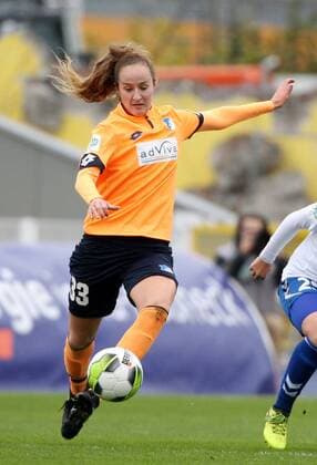 GER, 1.Bundesliga, Frauen, FF USV Jena vs TSG Hoffenheim 12.11.17, Jena, Ernst-Abbe-Sportfeld, GER, Allianz Frauen Bundesliga 1.Bundesliga, Frauen, Saison 2017 2018, 08.Spieltag, FF USV Jena vs TSG Hoffenheim im Bild Fabienne Dongus (Hoffenheim)
