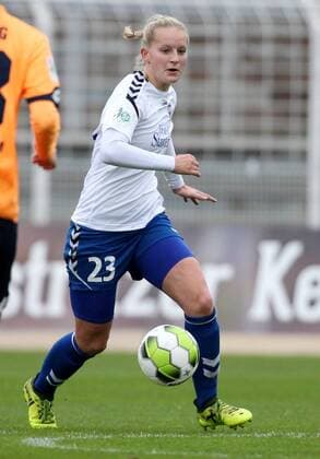 GER, 1.Bundesliga, Frauen, FF USV Jena vs TSG Hoffenheim 12.11.17, Jena, Ernst-Abbe-Sportfeld, GER, Allianz Frauen Bundesliga 1.Bundesliga, Frauen, Saison 2017 2018, 08.Spieltag, FF USV Jena vs TSG Hoffenheim im Bild Maren Marie Tellenbröker (Jena)