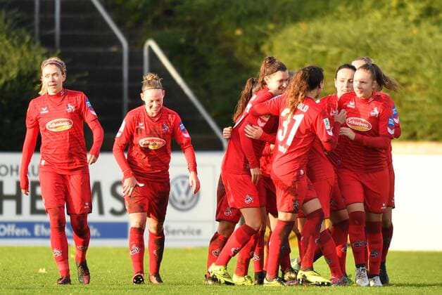 Jubel, Freuen, celebrate, happy, cheer , Goal Celebration 1.FC Köln 0:1, Fussball, Allianz Frauen-Bundesliga,MSV Duisburg - 1. FC Köln,