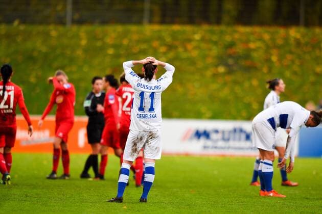 Symela Ciesielska (MSV, 11) frustriert nach der Niederlage, Fussball, Allianz Frauen-Bundesliga,MSV Duisburg - 1. FC Köln,