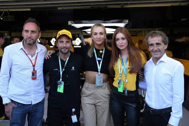 12.11.2017 - Marina Ruy Barbosa (BRA) Actress and Alain Prost (FRA) Renault F1 Team Special Advisor Brazilian Grand Prix, Sao Paulo, Interlagos 9 - 12 November 2017 12.11.2017 - Marina Ruy Barbosa (BRA) Actress and Alain Prost (FRA) Renault Sport F1 Team Special Advisor 