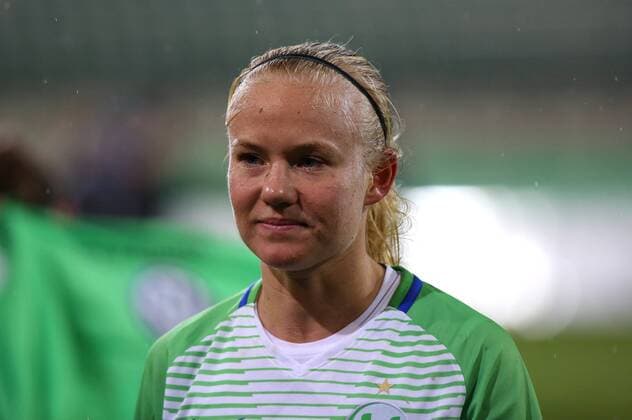 VfL vs Frankfurt , Frauen Wolfsburg, Deutschland. 12.11.2017, FUßBALL - VfL Wolfsburg vs 1. FFC Frankfurt, 1. Allianz Frauen Bundesliga, Saison 2017-18. Bild zeigt: Pernille Harder (VfL Wolfsburg) Wolfsburg