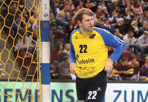 v.li.: Max Brustmann (DJK Rimpar Wölfe) enttäuscht schauend, Enttäuschung, disappointed, DKB 2. Handball-Bundesliga, SG BBM Bietigheim - DJK Rimpar Wölfe,