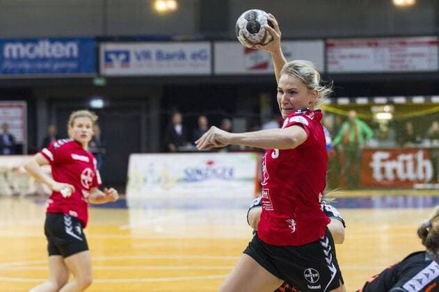 Handball-Bundesliga TSV Bayer 04 Leverkusen vs. HSG Bad Wildungen Vipers 19:17 Handball-Bundesliga TSV Bayer 04 Leverkusen vs. HSG Bad Wildungen Vipers 19:17 am 12. 11. 2017 Leverkusen, Ostermann-Arena, Deutschland Photo: Ralf Kardes Elfe Zivile Jurgutyte (3) RM
