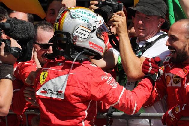 Formel 1, Sebastian Vettel gewinnt GP Brasilien 12.11.2017 - Race, Sebastian Vettel (GER) Scuderia Ferrari SF70H race winner Brazilian Grand Prix, Sao Paulo, Interlagos 9 - 12 November 2017 12.11.2017 - Race, Sebastian Vettel (GER) Scuderia Ferrari SF70H race winner 