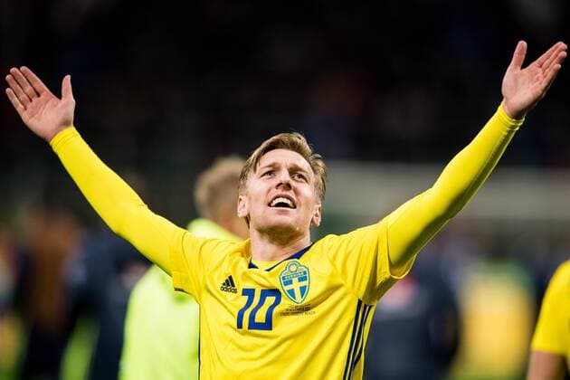 Themen der Woche - SPORT Fußball, WM Playoffs, Schweden qualifiziert sich für WM 171113 Sveriges Emil Forsberg jublar efter att VM-platsen är säkrad efter fotbollsmatchen i VM-kvalets play-off mellan Italien och Sverige den 13 november 2017 i Milano.  Copyright: PETTERxARVIDSON BB171113PA075