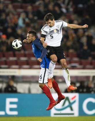 Köln, 14.11.2017 Corentin Tolisso (FRA), Mats Hummels (Deutschland) Deutschland - Frankreich