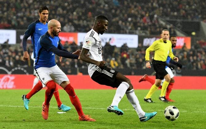 14.11.2017, xfux, Fussball Laenderspiel Freundschaftsspiel, Deutschland - Frankreich, emspor, v.l. Christophe Jallet (Frankreich), Antonio Ruediger (Deutsche Fussball Nationalmanschaft DFB) Koeln