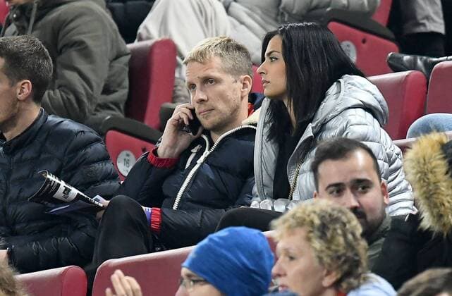 14.11.2017, xfux, Fussball Laenderspiel Freundschaftsspiel, Deutschland - Frankreich, emspor, v.l. Comedian Oliver Pocher sitzt mit weiblicher Begleitung auf der Tribuene Koeln
