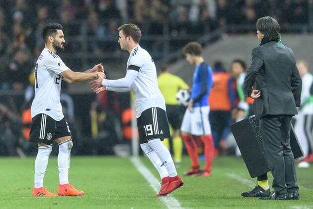 Wechsel zwischen Ilkay Guendogan (GER 21) und Mario Goetze (GER 19) mit Bundestrainer Joachim Jogi Loew beim Freundschaftsspiel zwischen Deutschland und Frankreich am 14.11.2017 in Koeln, Koeln Copyright: xSchülerx xEibner-Pressefotox EP_jse