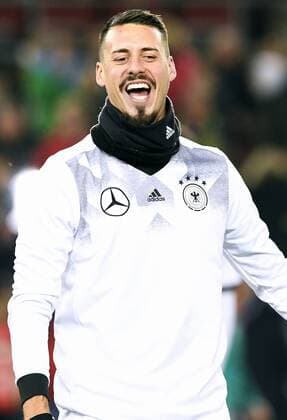 Fussball, Herren, Deutschland, Nationalteam, Freundschaftsspiel zur WM 2018 in Russland, Rhein Energie Stadion Köln: Deutschland (weiss) - Frankreich (blau) 2:2; Sandro Wagner (GER) gut gelaunt.