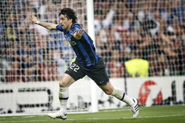 seizoen 2009 2010 , madrid 22-05-2010 cha diego milito scoort de 2-0mpions leaque finale bayern munchen - inter milan milaan 0-2 diego milito scoort de 2-0 bayern munchen - inter milan