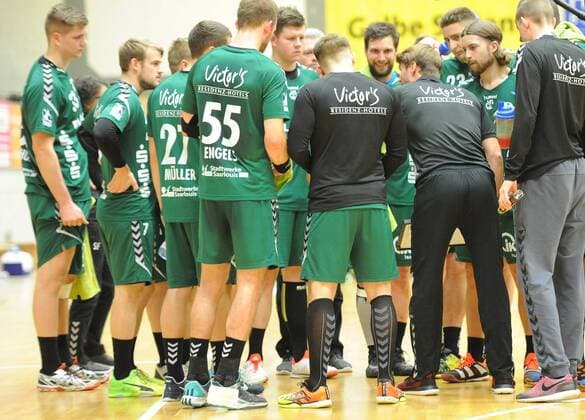 Auszeit Saarlouis im Spiel HG Saarlouis vs Dessau-Rosslauer HG 06, Handball, 2.Bundesliga, Saison 2017 2018, 18.11.17, Foto:Peter Franz Eibner Pressefoto Saarlouis Copyright: xFranz Eibner-Pressefotox EP_PFZ