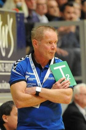 Uwe Jungandreas,DRHV06-Trainer, im Spiel HG Saarlouis vs Dessau-Rosslauer HG 06, Handball, 2.Bundesliga, Saison 2017 2018, 18.11.17, Foto:Peter Franz Eibner Pressefoto Saarlouis Copyright: xFranz Eibner-Pressefotox EP_PFZ