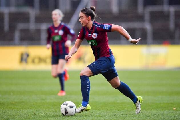 Felicitas Rauch (Potsdam, 19) im Vorwärtslauf in Aktion, in Action, Fussball, Allianz Frauen-Bundesliga, 1. FC Köln - 1.FFC Turbine Potsdam,
