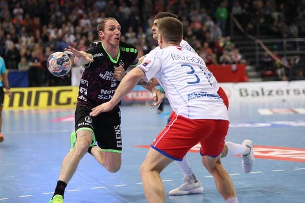 SG Flensburg-Handewitt - HC Meshkov Brest, EHF Champions League; Flensburg, 19.11.17 Flensburg, 19.11.17, Handball, VELUX EHF Champions League, Saison 2017 2018, Gruppenphase, SG Flensburg-Handewitt - HC Meshkov Brest : Holger Glandorf (SG Flensburg-Handewitt, 09), Dzianis Rutenka (HC Meshkov Brest, 03), Petar Dordic (HC Meshkov Brest, 55)