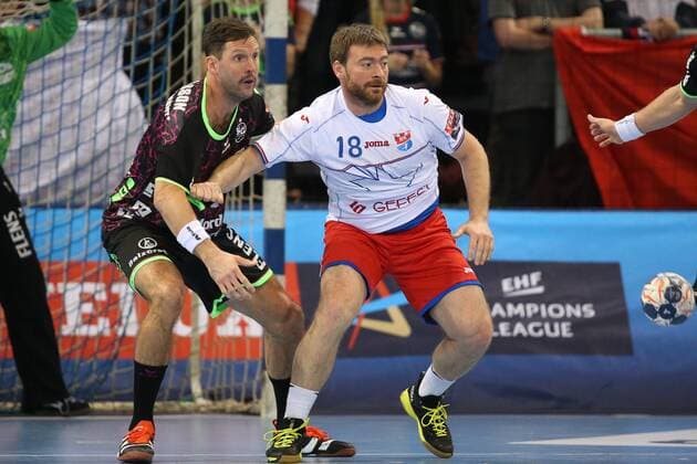 SG Flensburg-Handewitt - HC Meshkov Brest, EHF Champions League; Flensburg, 19.11.17 Flensburg, 19.11.17, Handball, VELUX EHF Champions League, Saison 2017 2018, Gruppenphase, SG Flensburg-Handewitt - HC Meshkov Brest : Tobias Karlsson (SG Flensburg-Handewitt, 03), Rastko Stojkovic (HC Meshkov Brest, 18)