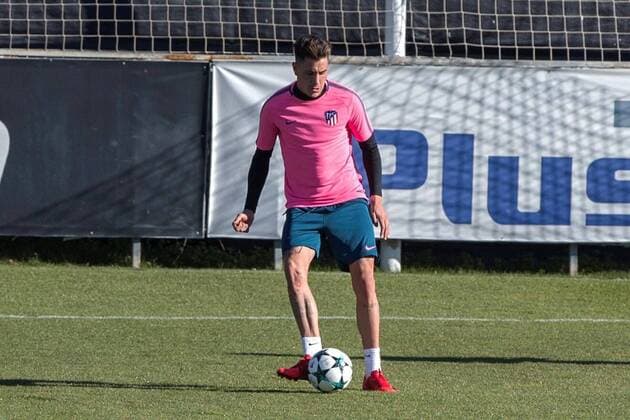 Atletico Madrid s player Jose Maria Gimenez takes part in a training session at the Wanda facilities in Madrid, Spain, 21 November 2017. Atletico Madrid will face AS Roma in a UEFA Champions League groups stage soccer match on 22 November. Atletico Madrid training !ACHTUNG: NUR REDAKTIONELLE NUTZUNG!  Copyright: xRodrigoxJimenezx GRAF3008 20171121-636468665523195337