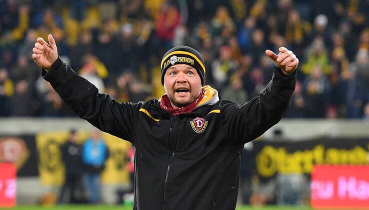 Dynamos Capo Stefan Lehmann, SG Dynamo Dresden gegen 1. FC Kaiserslautern, Fußball, Fussball, 2. Bundesliga, Saison 2017 2018, DDV-Stadion Dresden, 20.11.2017,