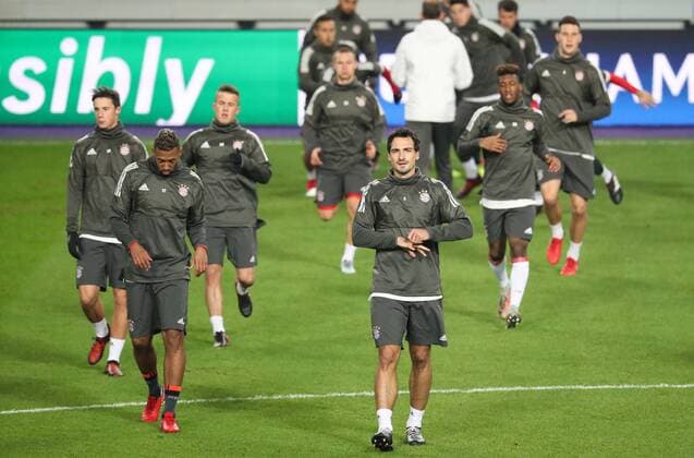 Bayern s Jerome Boateng and Bayern s Mats Hummels pictured during a training of German soccer team Bayern Munich, Tuesday 21 November 2017 in Brussels. Tomorrow Anderlecht is playing a game in the group stage (Group B) of the UEFA Champions League competition against Belgian RSC Anderlecht. VIRGINIExLEFOUR  x05206168x