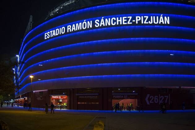 November 21, 2017 - Seville, Spain - Lighting of outside of Ramon Sanchez Pizjuan Stadium before the UEFA Champions League Group E soccer match between Sevilla FC and Liverpool FC Soccer 2017 - Sevilla FC vs Liverpool FC - ZUMAa142 20171121_zap_a142_001 Copyright: xDanielxGonzalezxAcunax