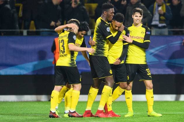 GER, UEFA CL, Borussia Dortmund (GER) vsÊTottenham Hotspur FC (ENG) 21.11.2017, Signal Iduna Park, Dortmund, Group stage, Gruppe H, GER, UEFA CL, Borussia Dortmund (GER) vsÊTottenham Hotspur FC (ENG), im Bild Torjubel Jubel Dortmund nach 1-0 durch Pierre-Emerick Aubameyang ( 17 Dortmund)