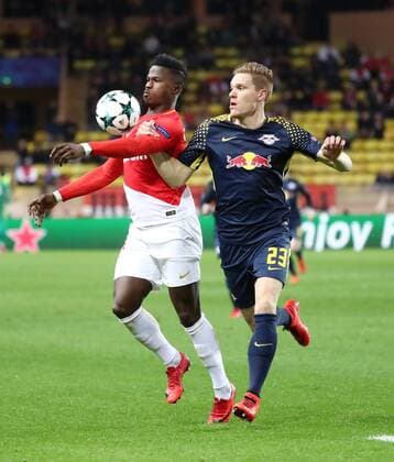 AS Monaco - RB Leipzig Fussball Champions League Monaco, 21.11.2017, Stade Louis II, Fussball, Champions League, Gruppe G, 5. Spieltag , AS Monaco vs. RB Leipzig , Im Bild v.l.: Keita BaldŽ (14, Monaco) und Marcel Halstenberg (23, Leipzig). ,