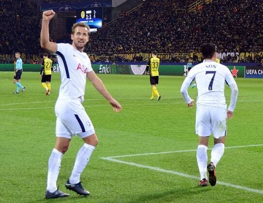 21.11.2017, xhbx, Fussball Champions League, Borussia Dortmund - Tottenham Hotspur, emspor, v.l. Torjubel, Goal celebration, celebrate the goal 1:2 Harry Kane (Tottenham Hotspur), Heung-Min Son (Tottenham Hotspur) Dortmund