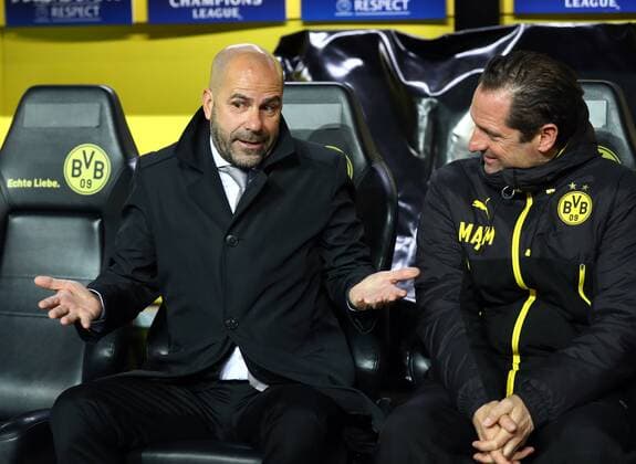 Dienstag 21.11.2017, Saison 2017 2018, UEFA Champions League, 5. Spieltag im Dortmunder Signal Iduna Park, BVB 09 Borussia Dortmund - Tottenham Hotspur, Peter Bosz (Trainer, BVB) mit Massimo Mariotti (BVB, Dolmetscher), v.l.