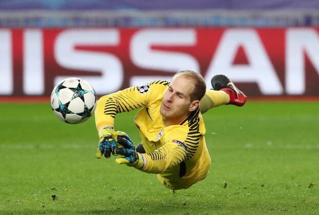 AS Monaco - RB Leipzig Fussball Champions League Monaco, 21.11.2017, Stade Louis II, Fussball, Champions League, Gruppe G, 5. Spieltag , AS Monaco vs. RB Leipzig 1:4 (1:4) , Im Bild: Torwart Peter Gulacsi (32, Leipzig) ,