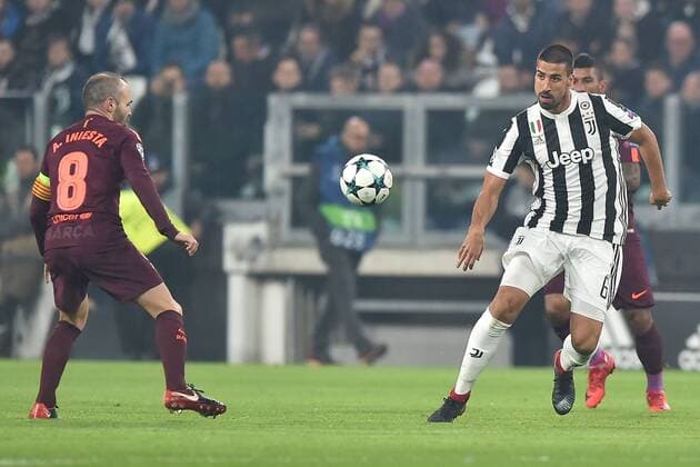 Anres Iniesta Barcelona, Sami Khedira Juventus Torino 22-11-2017 Allianz Stadium Champions League 2017 2018 Group D Juventus - Barcelona Foto Andrea Staccioli Insidefoto andreaxstaccioli